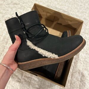 Ugg Luisa boots